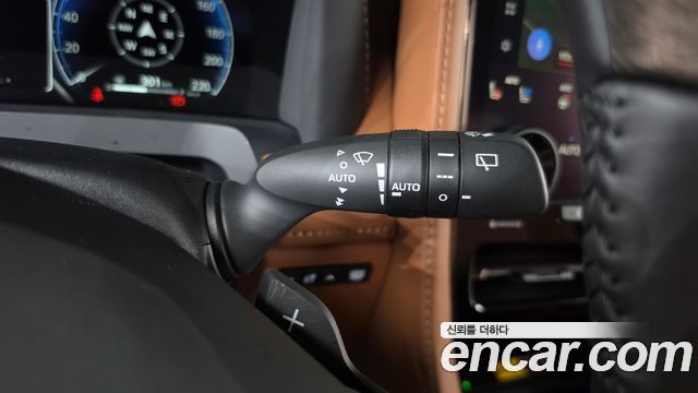 Toyota Alphard 2025 — photo 26