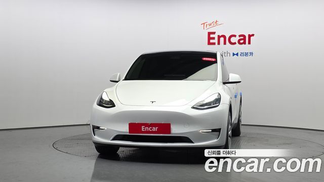 Tesla Model Y 2022 — photo 3