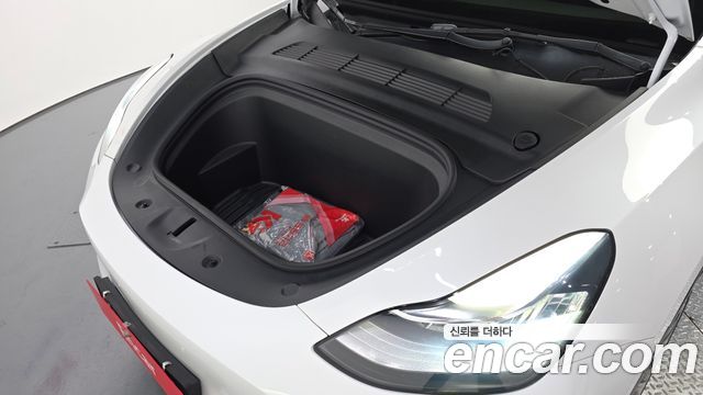 Tesla Model Y 2022 — photo 6