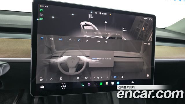 Tesla Model Y 2022 — photo 22