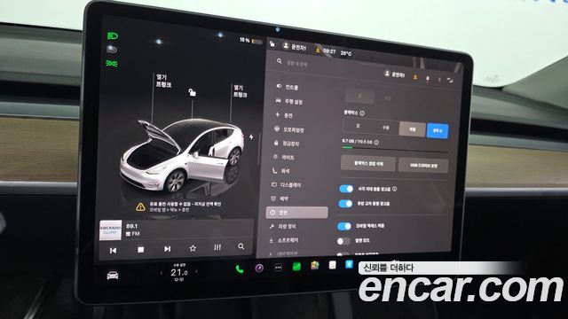 Tesla Model Y 2022 — photo 24