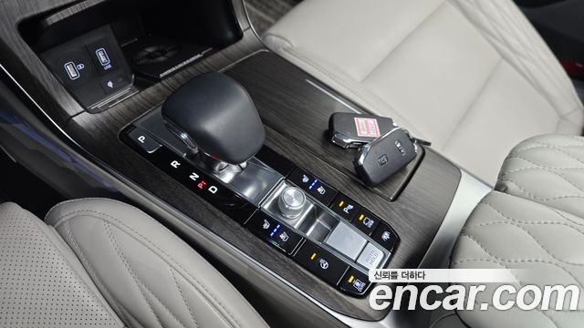 Kia K7 2020 — photo 12
