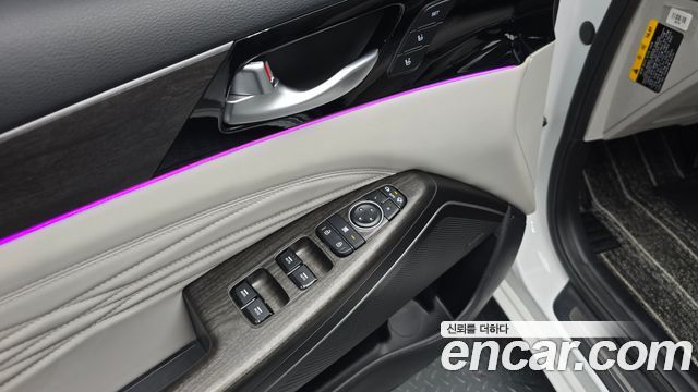Kia K7 2020 — photo 21