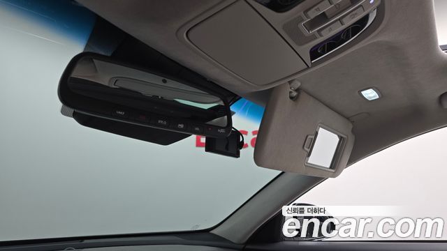 Kia K7 2020 — photo 28