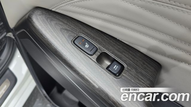 Kia K7 2020 — photo 30