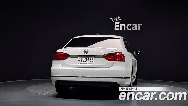 Volkswagen Passat 2015 — photo 4
