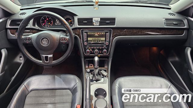 Volkswagen Passat 2015 — photo 7
