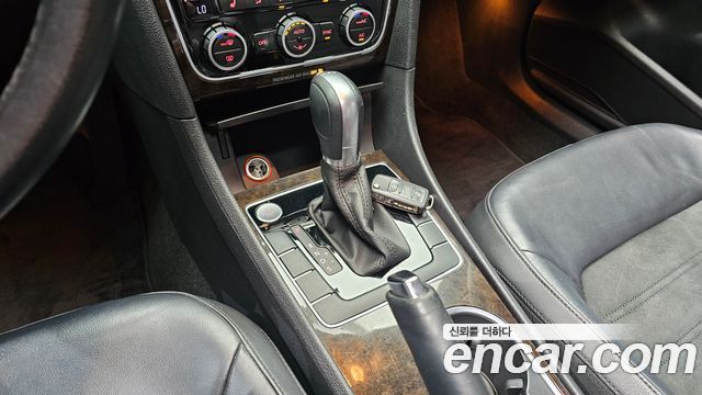 Volkswagen Passat 2015 — photo 9