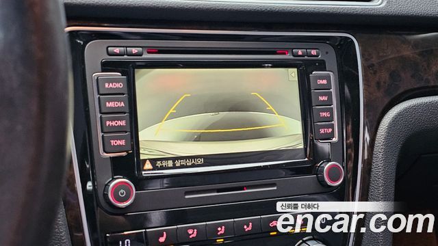Volkswagen Passat 2015 — photo 14