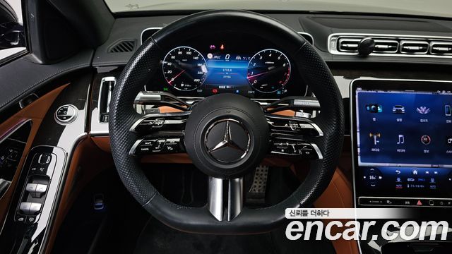Mercedes-Benz S-Class 2023 — photo 19
