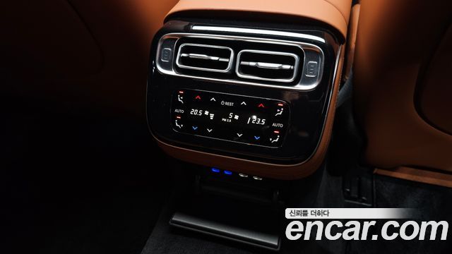 Mercedes-Benz S-Class 2023 — photo 25