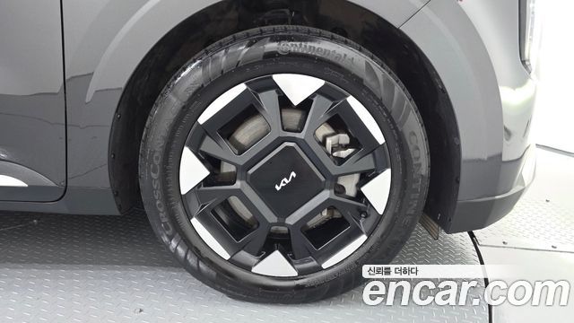 Kia Canival 2025 — photo 7