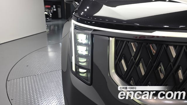Kia Canival 2025 — photo 8