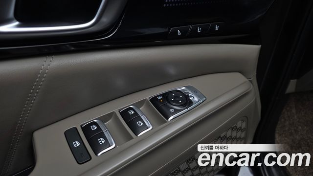 Kia Canival 2025 — photo 30