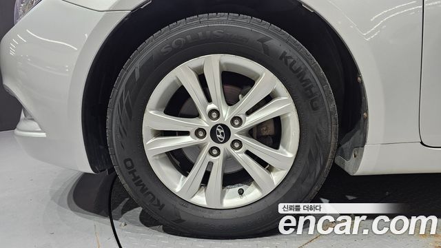 Hyundai Sonata 2011 — photo 5