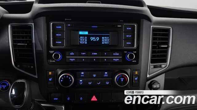 Hyundai Solati 2017 — photo 19