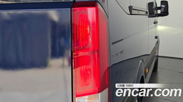 Hyundai Solati 2017 — photo 9