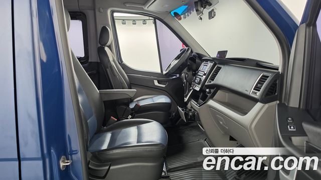 Hyundai Solati 2017 — photo 16