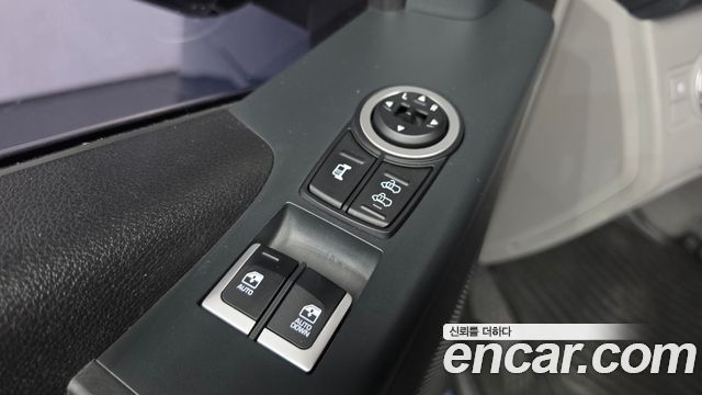 Hyundai Solati 2017 — photo 30