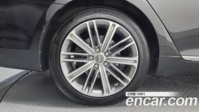 Genesis G80 2018 — photo 5