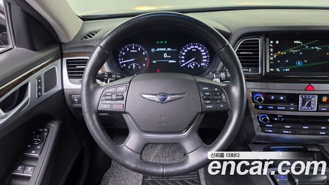Genesis G80 2018 — photo 19