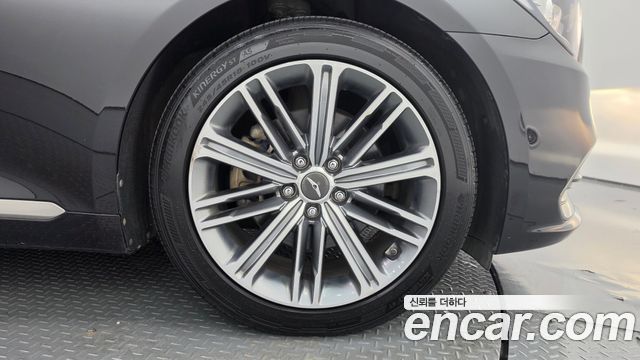 Genesis G80 2018 — photo 7