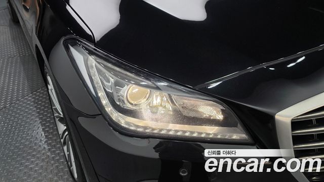 Genesis G80 2018 — photo 8