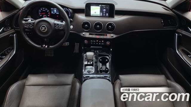 Kia Stinger 2018 — photo 10
