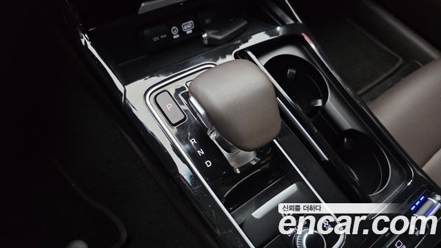 Kia Stinger 2018 — photo 12