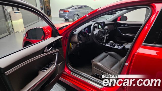 Kia Stinger 2018 — photo 13