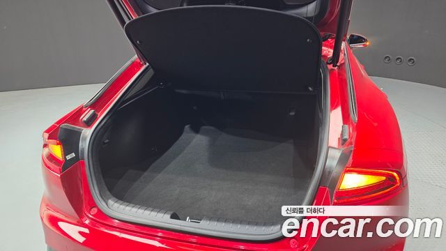 Kia Stinger 2018 — photo 26