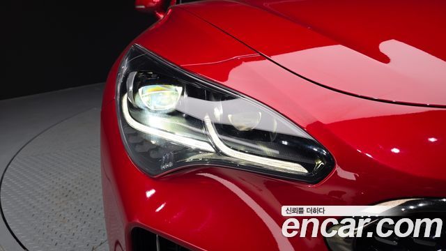 Kia Stinger 2018 — photo 8