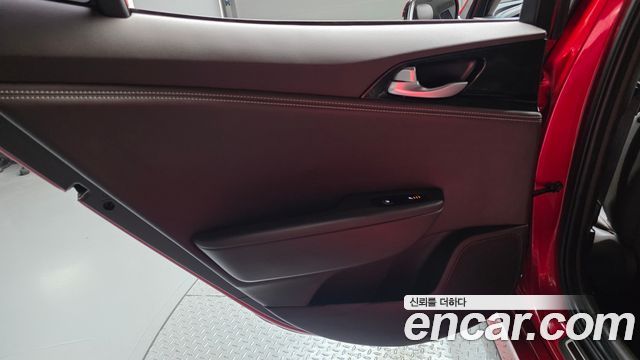 Kia Stinger 2018 — photo 15