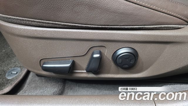 Kia Stinger 2018 — photo 31
