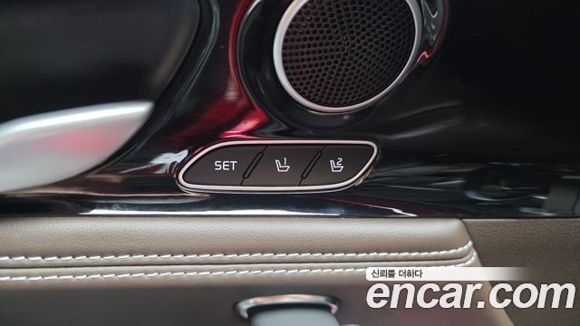 Kia Stinger 2018 — photo 34
