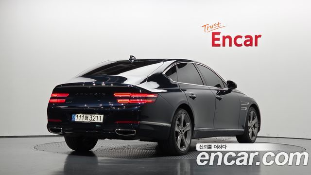 Genesis G80 2022 — photo 2
