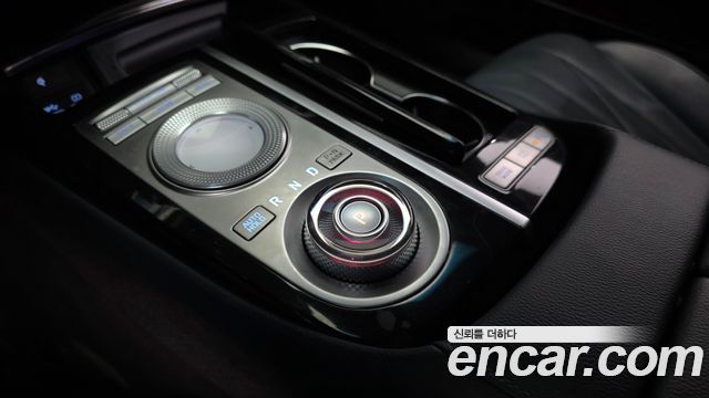 Genesis G80 2022 — photo 12