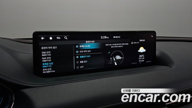 Genesis G80 2022 — photo 23