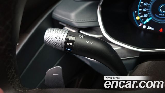 Genesis G80 2022 — photo 30