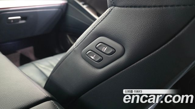 Genesis G80 2022 — photo 34