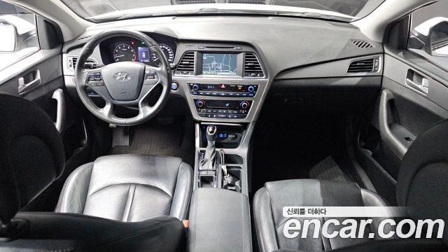 Hyundai Sonata 2016 — photo 10