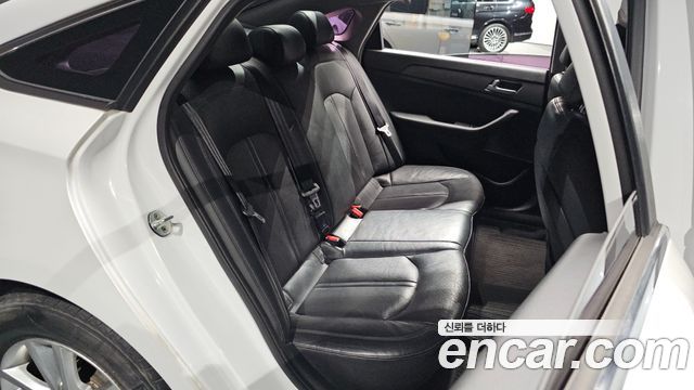 Hyundai Sonata 2016 — photo 17