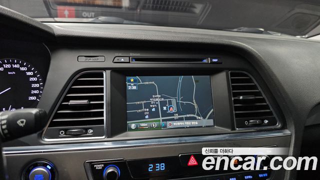 Hyundai Sonata 2016 — photo 22