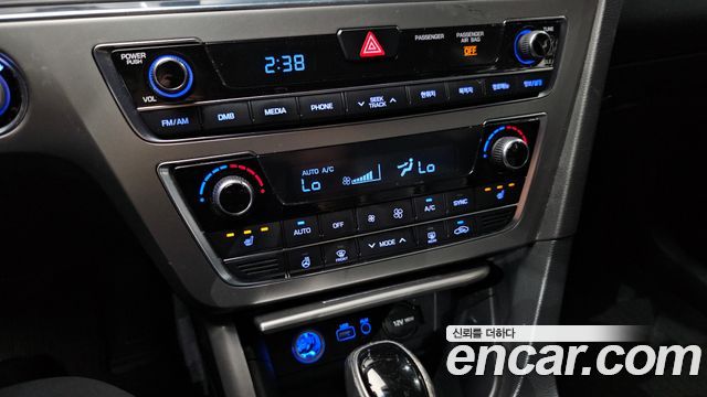 Hyundai Sonata 2016 — photo 23