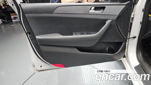Hyundai Sonata 2016 — photo 14