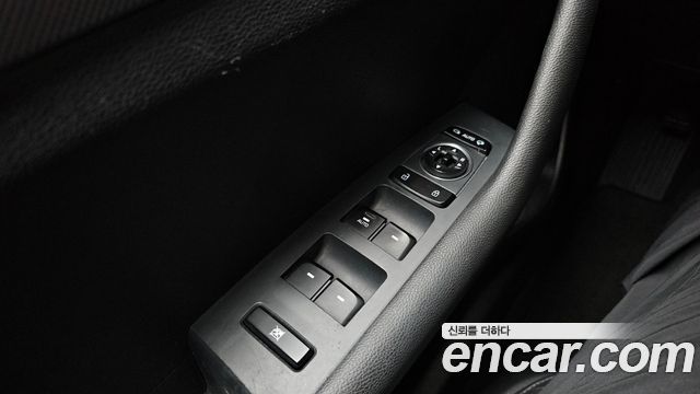 Hyundai Sonata 2016 — photo 28