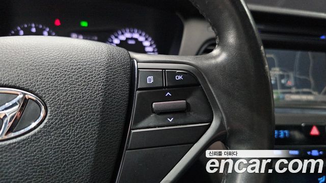 Hyundai Sonata 2016 — photo 30