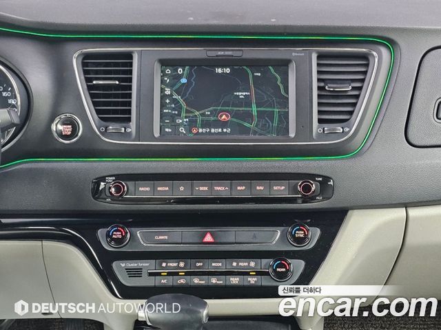 Kia Canival 2019 — photo 14
