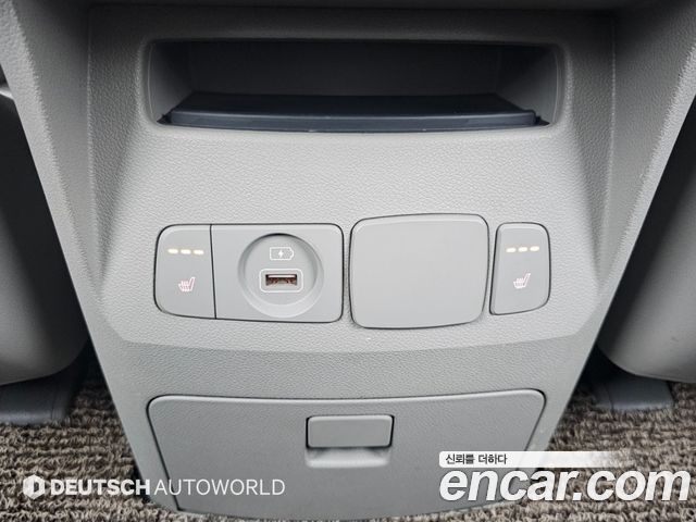 Kia Canival 2019 — photo 16