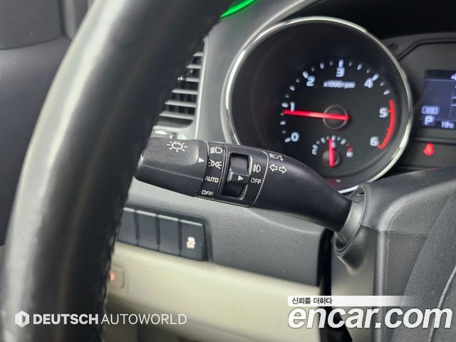 Kia Canival 2019 — photo 17